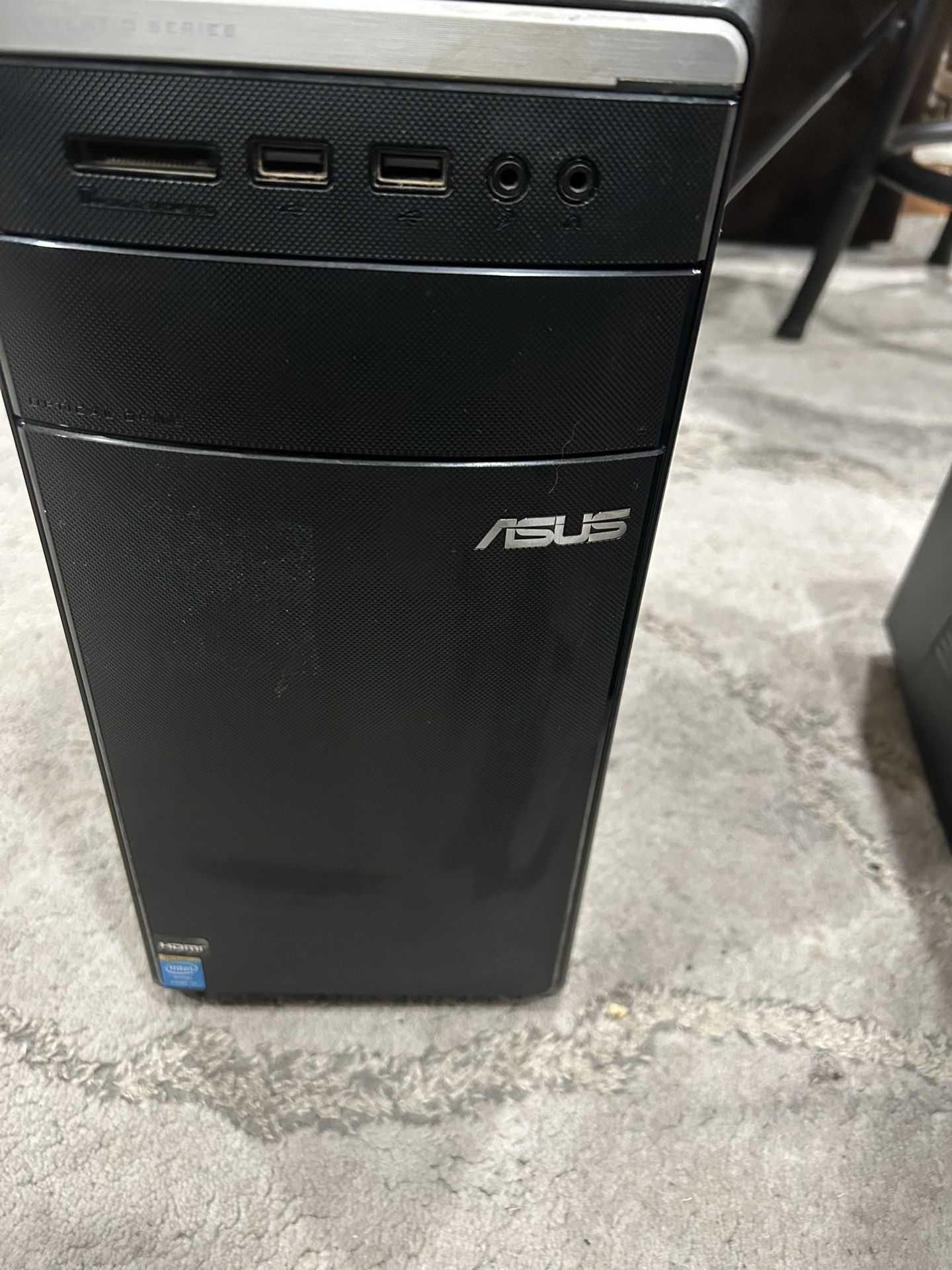 Asus Essentio Desktop I5 No Ram No Hdd 