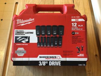Milwaukee SHOCKWAVE 3/8” Drive Deep Well 6 Point Impact Socket Set SAE  (12-Piece).
