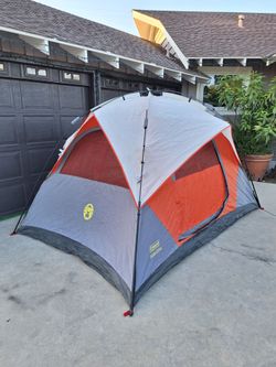 Pop up tent