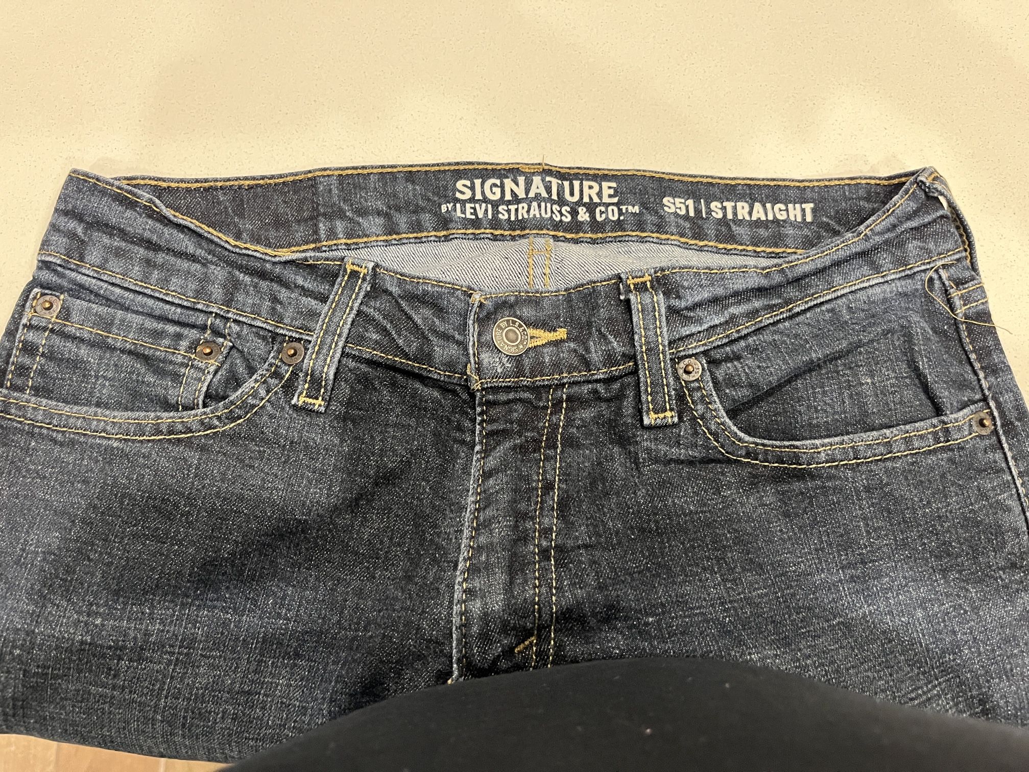 Signature Levi Strauss Jeans