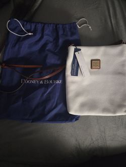Dooney & Bourke bag