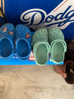 Toddler Crocs Size 9 & 10