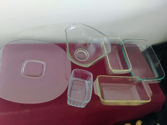 Moving sale: Pyrex Baking Dish and Assorted Glass Serving Bowls, $20 each, discounted when bundled