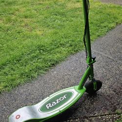 Razor scooter $55 neg 