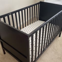 IKEA Crib/toddler Bed 