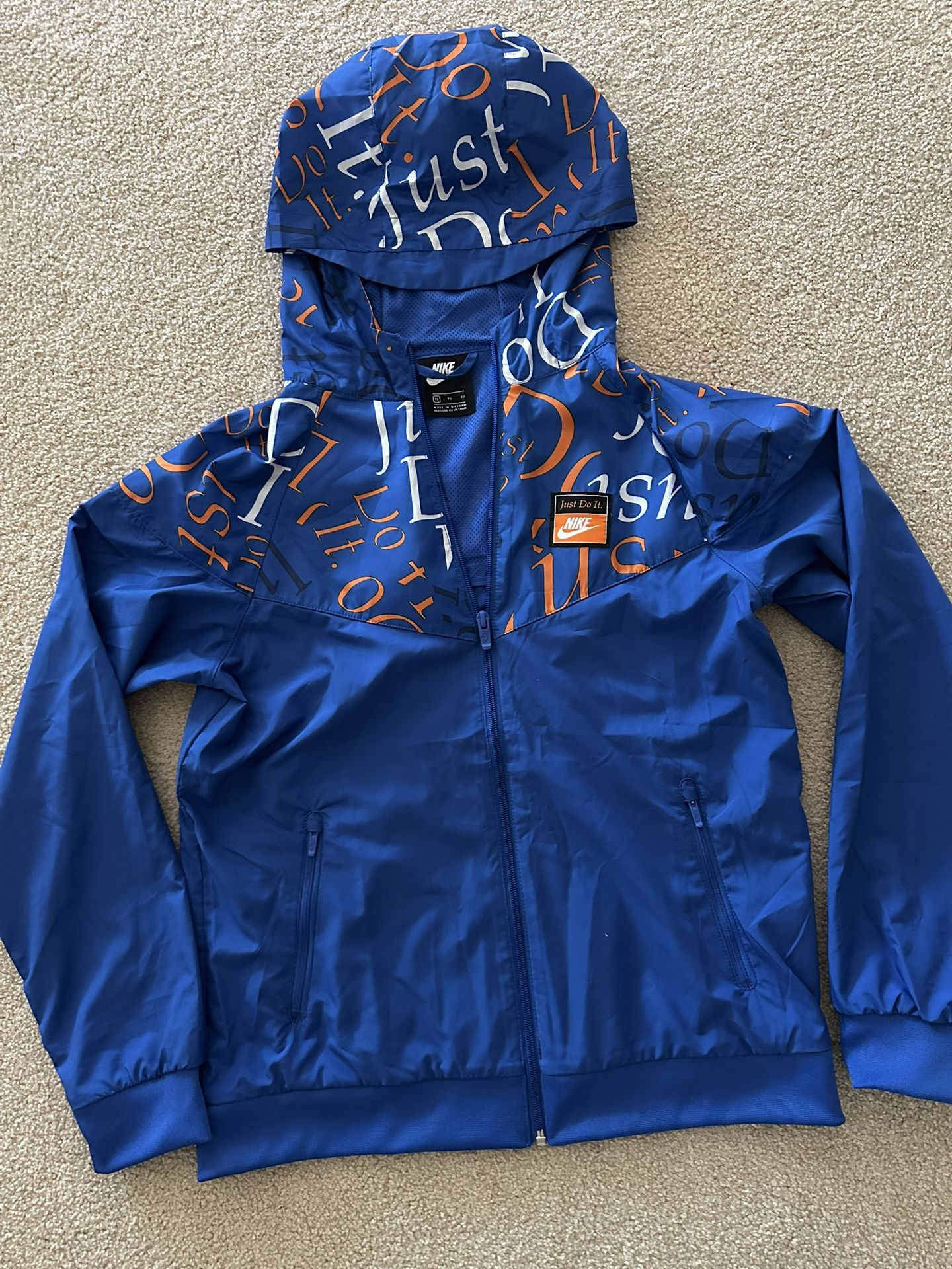 Windrunner Jacket