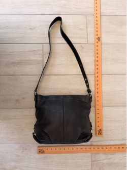 COACH F15064 Y2K Era Two Way Duffle/Hobo Bag Crossbody Purse MSRP $358 Black Leather West Las Vegas See My Listings Summerlin