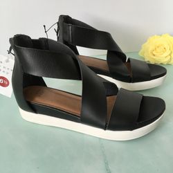 Black Sandals, Size 6 1/2