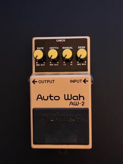 Boss Auto Wah AW-2 (Silver Label)