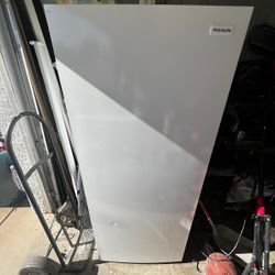 Frigidaire Freezer