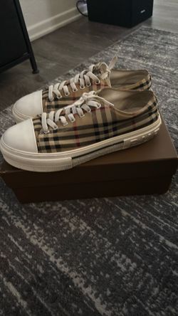 Burberrys