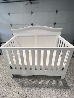 Serta Crib with  Mattress