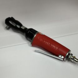 Husky 3/8 Air Ratchet 
