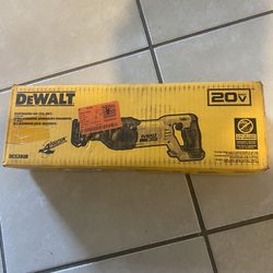 Dewalt Saw 