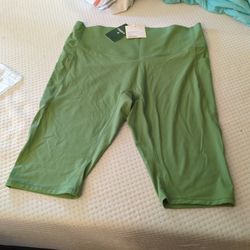 Halara workout leggings with pockets