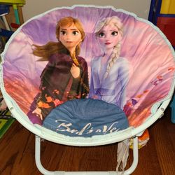 Disney Frozen 2 Toddler 19” Folding Saucer Chair with Cushion, Ages 3+, Weight Capacity 81lbs
