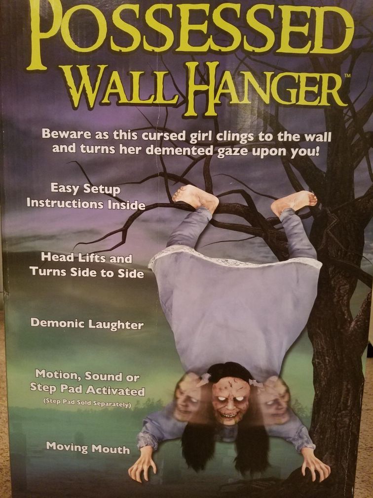 Possessed Wall Hanger HALLOWEEN ANIMATRONIC for Sale in Silverdale, WA