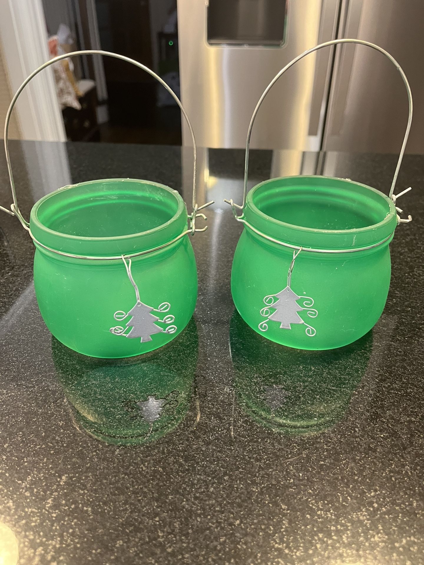 2 Christmas Cauldrons