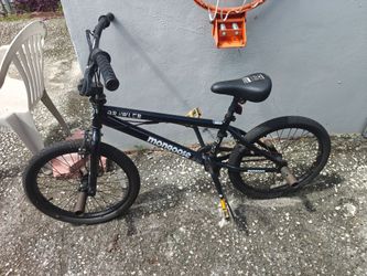 20 inch Mongoose, black