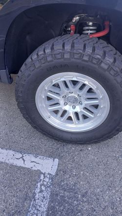 295/65R20