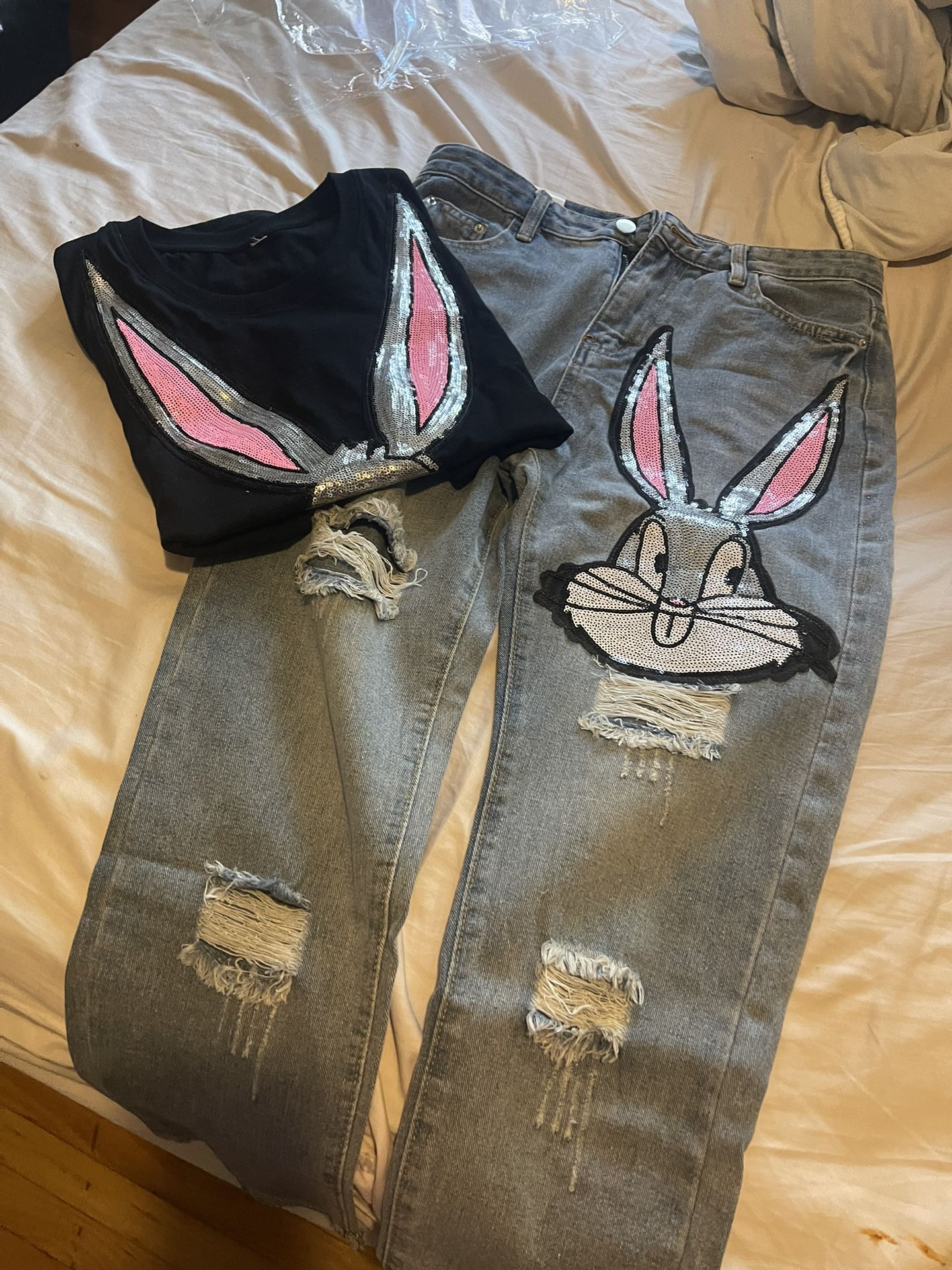 Bugs Bunny 🐰 Outfit 