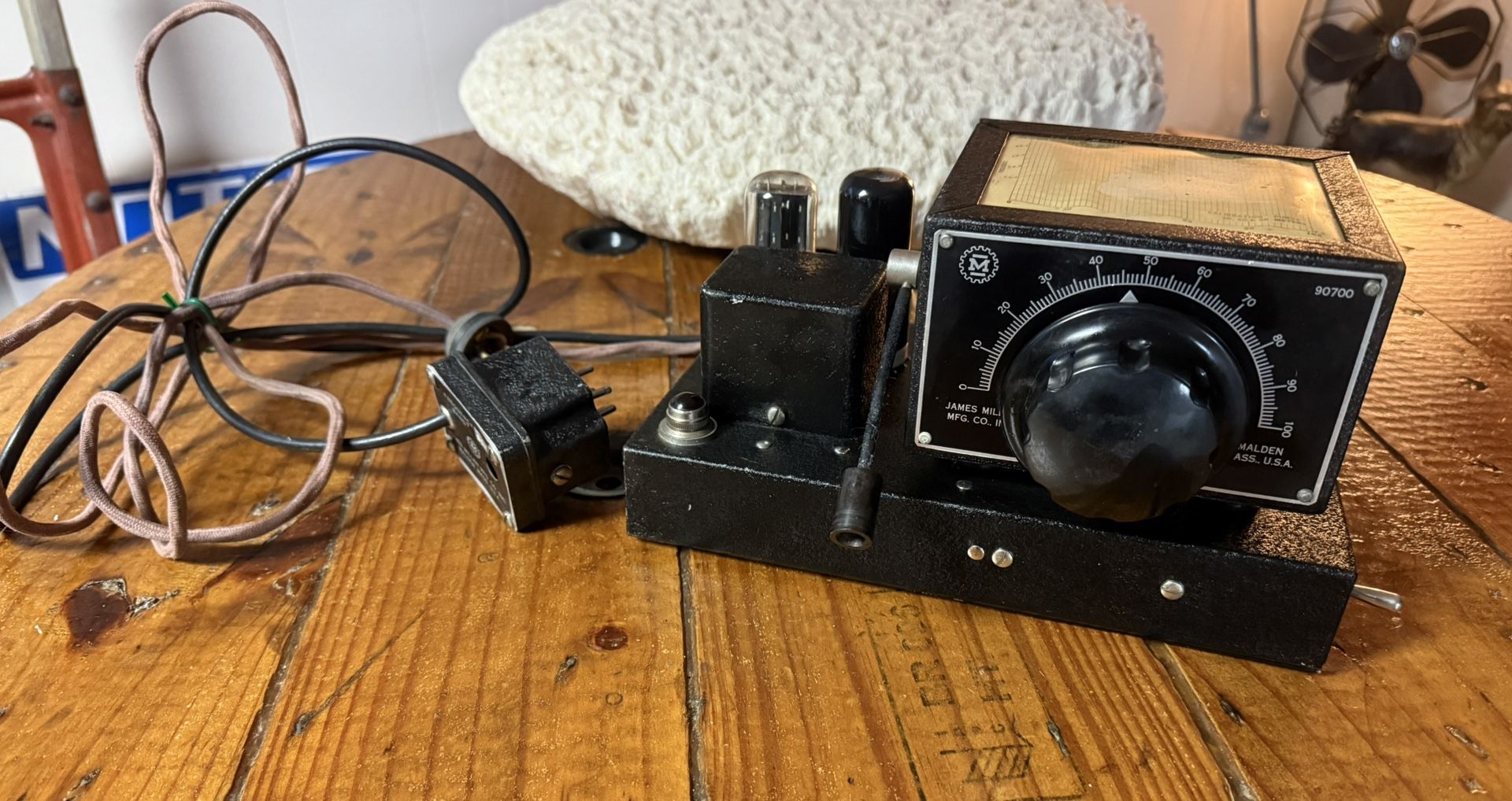 VINTAGE 1941 MILLEN 90700 VARI ARM ELECTRON COUPLED OSCILLATOR (VFO)