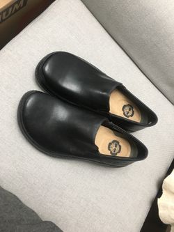 Black timberlands women’s work shoes