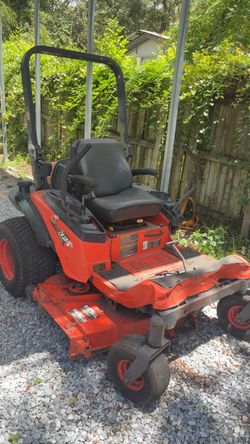 Kubota ZG327