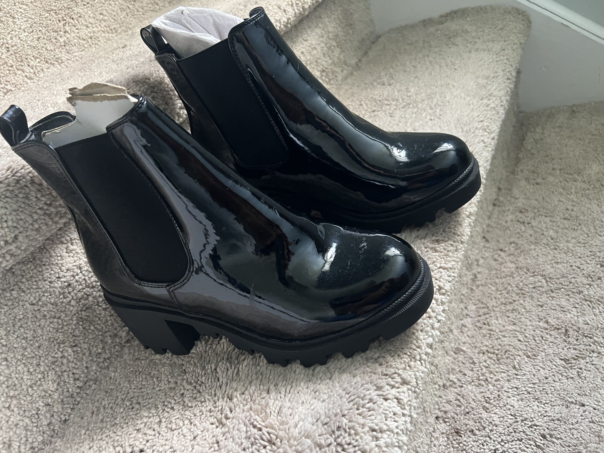Black Boots 7.5