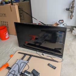 48" Sanyo Tv