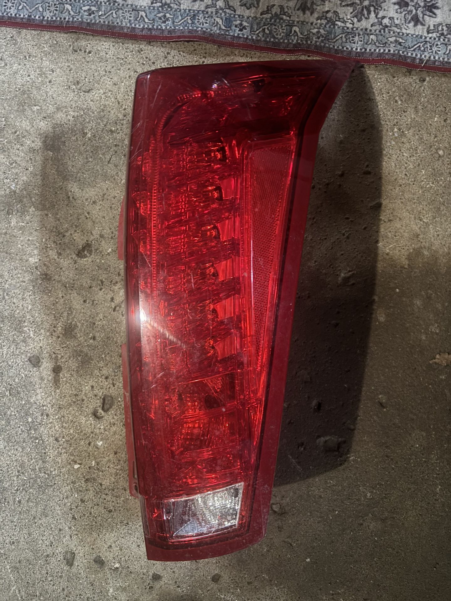 2010-2016 Cadillac SRX Taillight RH