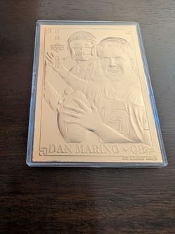 Upper Deck 23kt gold Dan Marino card