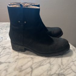 Ugg Shearling Boots