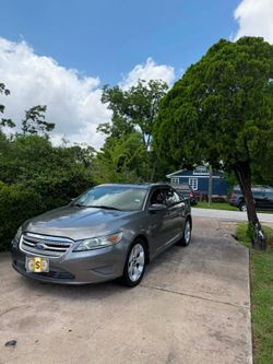 Ford Tarus 2012