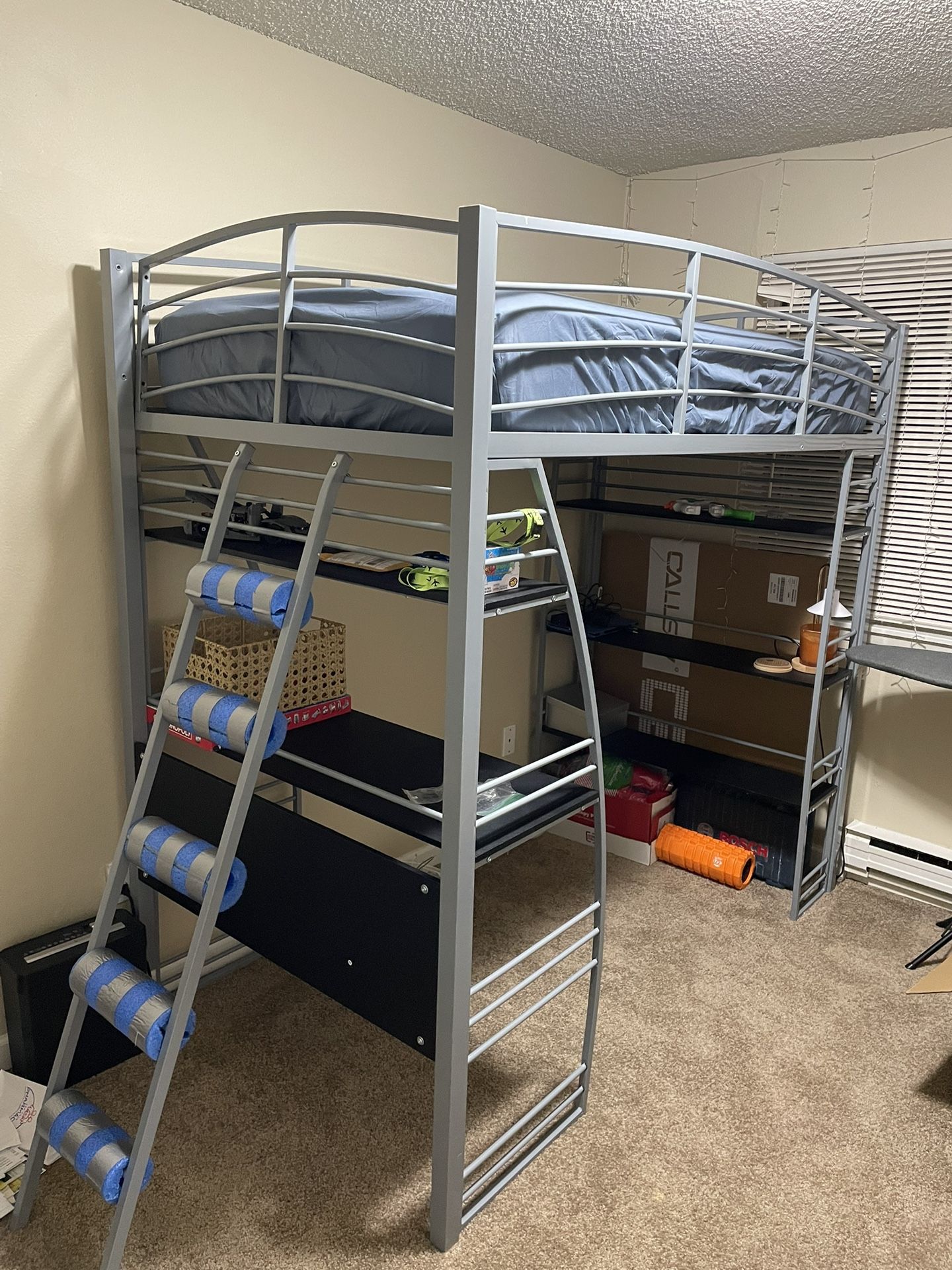 Twin Size Loft Bed