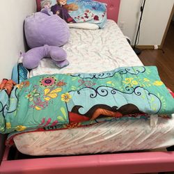 Kid’s Bed And Mattress 