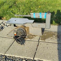 Tabletop Scroll Saw
