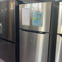 Refrigerator Stainless Steel 30” Inches New Open Box And 1 Year Warranty 