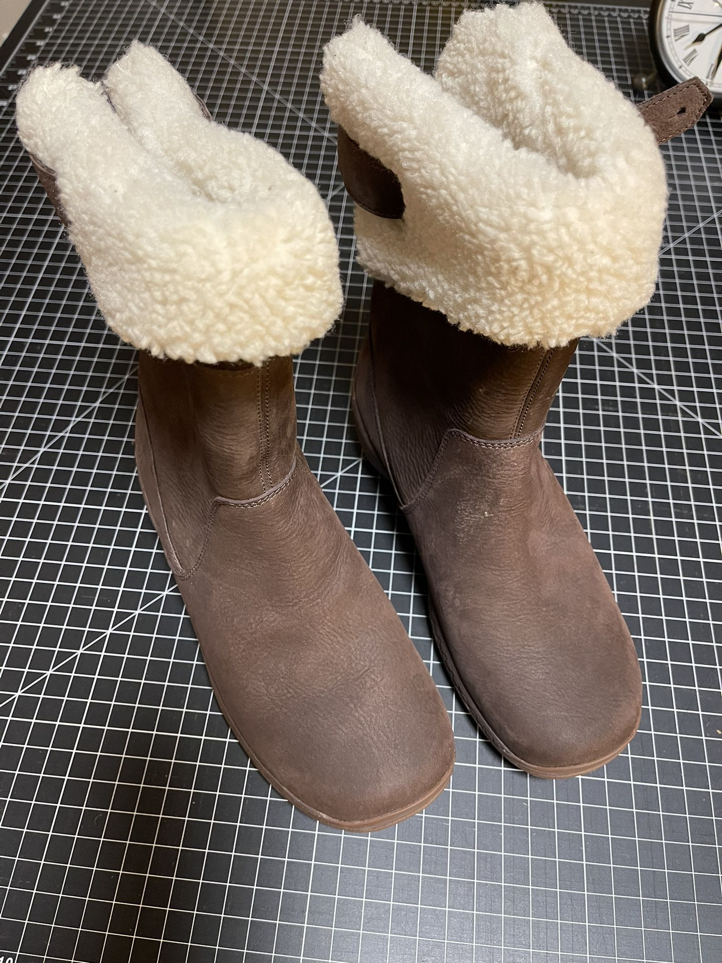 Merrill, NEW Women’s Size 8, Quality Waterproof Nubuck Leather, Fur and  Fleece Lined Boots, $30.00
