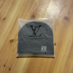 Black Designer Style Beanie – Unisex