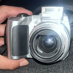 Olympus SP-510UZ- Digital Camera -Great condition