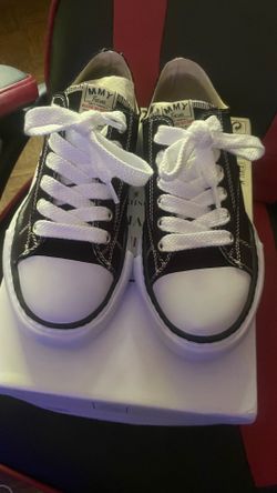 Masion mihara size 9 brand new never worn