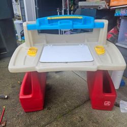 Kids Art Table 