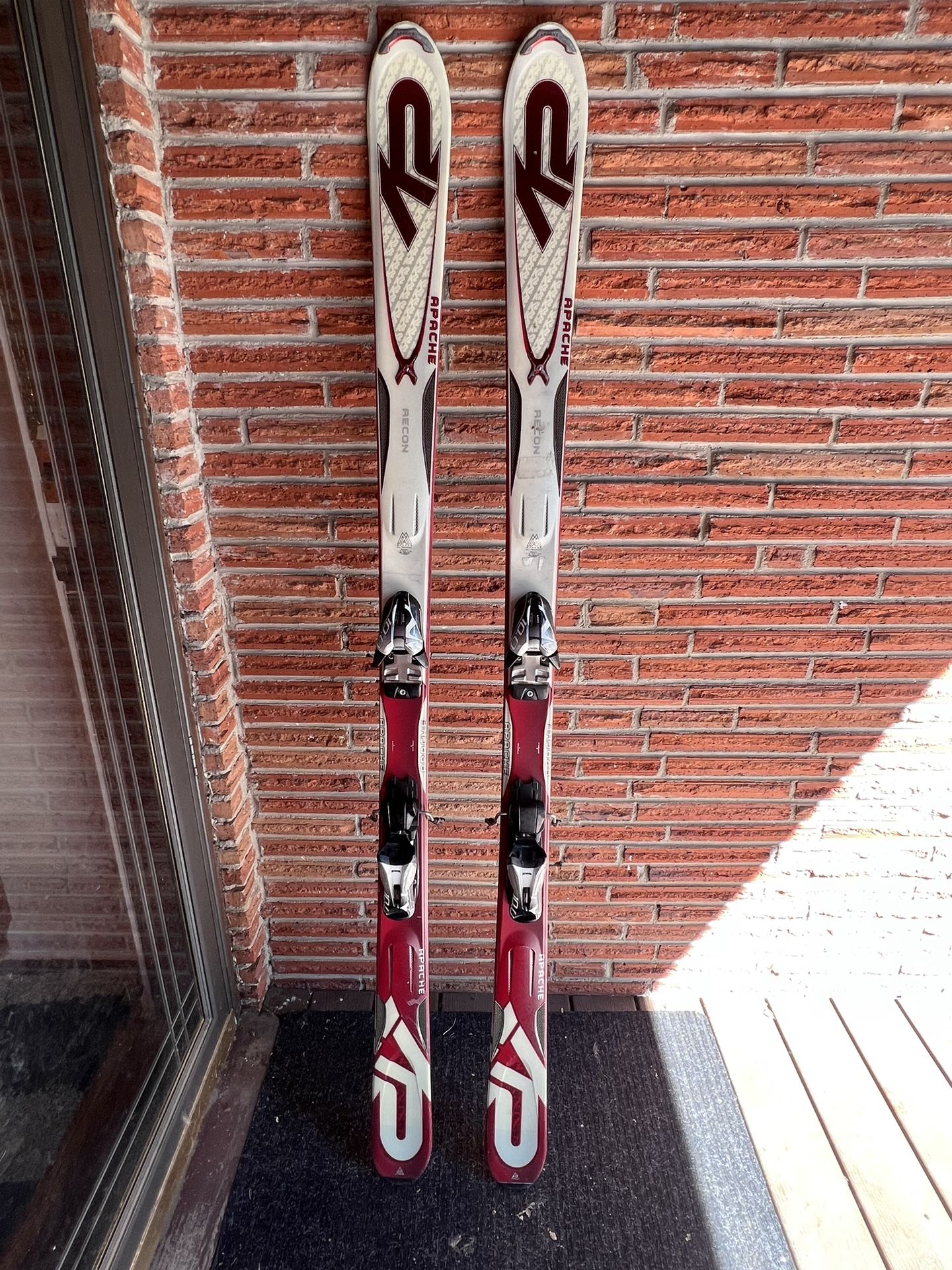K2 Apache recon 177cm Skis