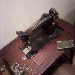 Singer Sewing Machines 