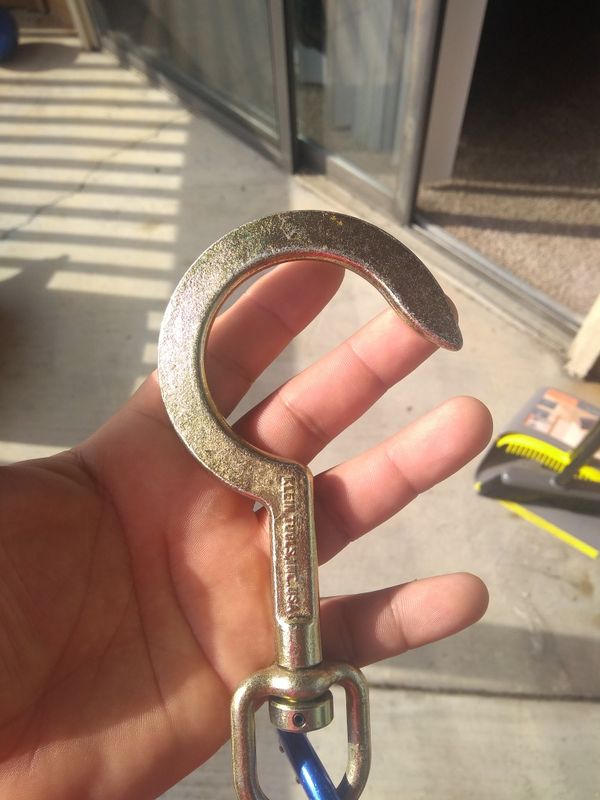 swivel anchor hook Klein tools 259 for Sale in Carrollton, TX OfferUp