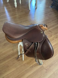 Pessoa Saddle 