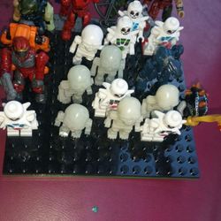Legos over 50 figures And Extras