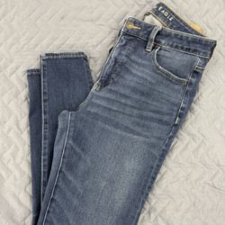 American Eagle High Waist Skinny Jean 