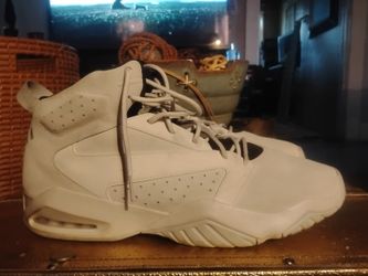 Jordans Tennis Shoes 